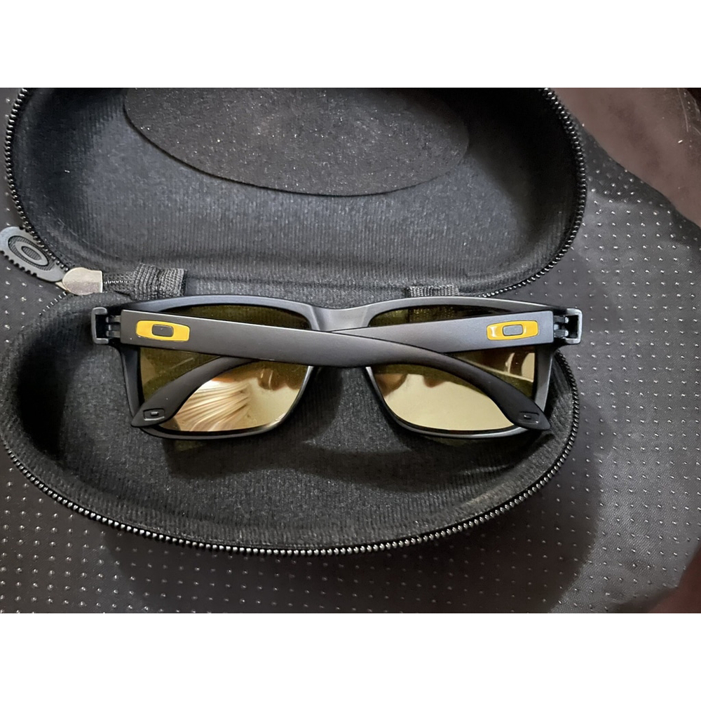 Oakley Unisex Sunglasses OO9102 Plastic New Black Frames - Picture 2 of 16